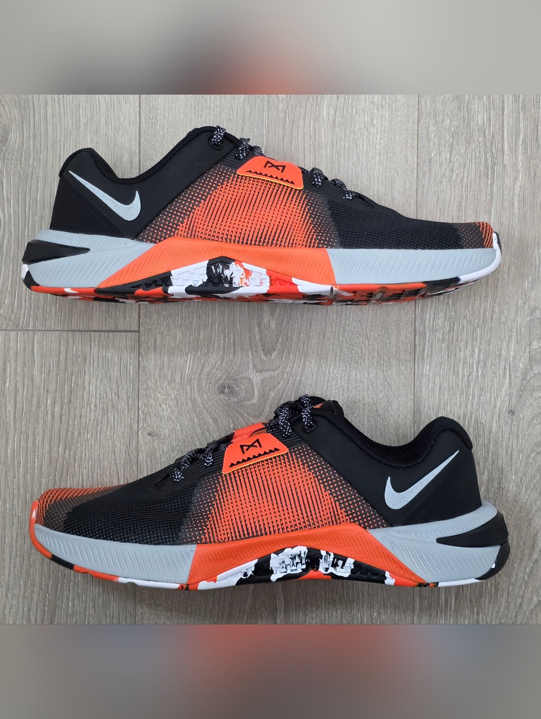 Nike Metcon 10 Training Gym Shoes Black Safety Orange Hj1875-005 Men's 10.5 New